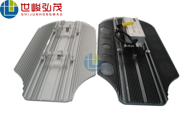 LED-太陽能路燈可調(diào)式套件鋁型材