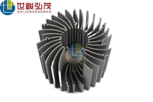 太陽(yáng)花散熱器深加工鋁型材-4