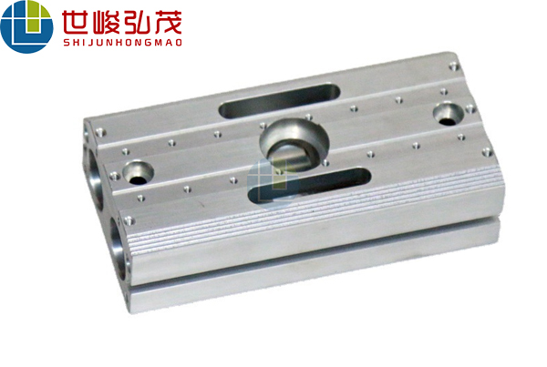CNC機械設(shè)備鋁型材
